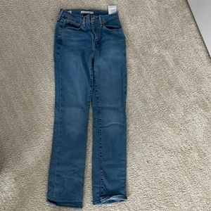 Levi’s 725 high rise straight jean size 25